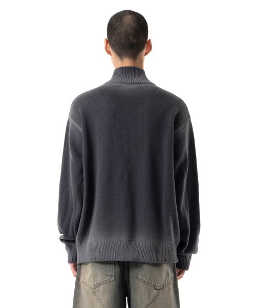 Gradient Zip-Up Sweater (Gray)