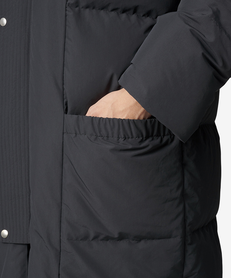 ダウンジャケット・コート JIL SANDER Down coat black J47AF0124J74276001 J47AF0124J7427 Down jacket in black - Jil Sander | Mytheresa