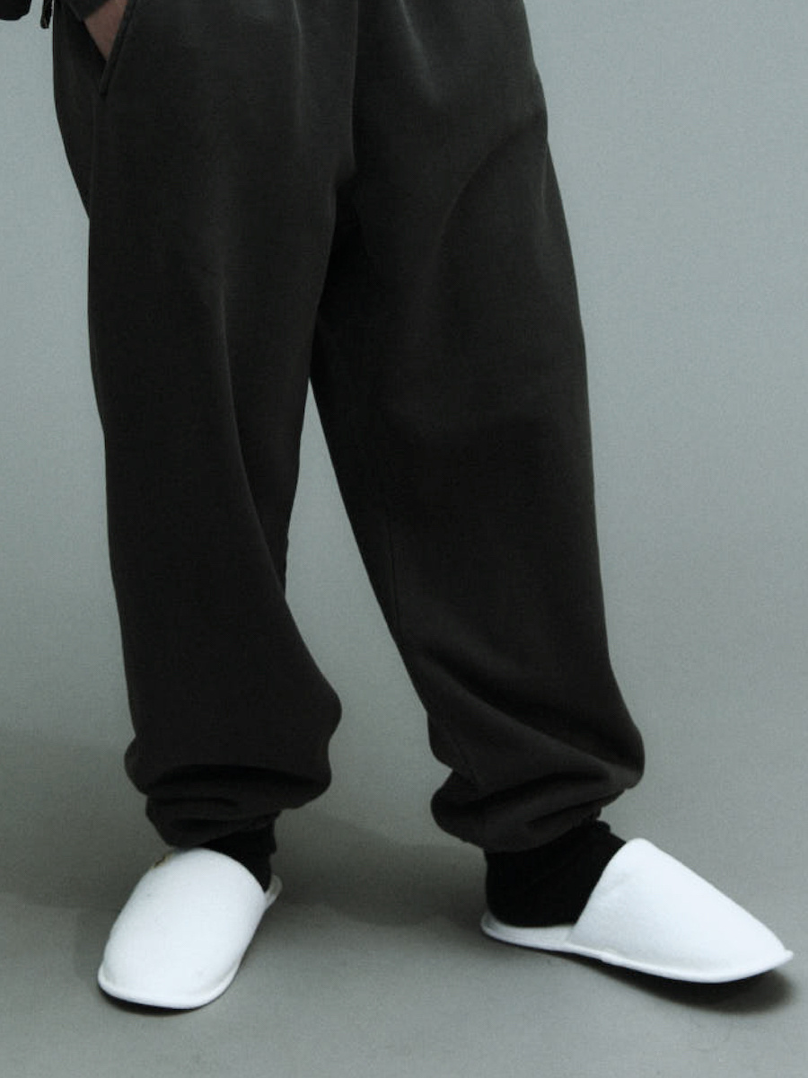 ★送料・関税込★GLOWNY★G CLASSIC SLIPPERS★ MUSINSA | GLOWNY G CLASSIC SLIPPERS (GRAY)