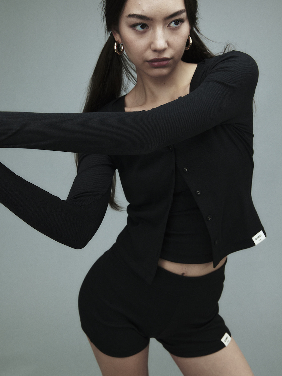 MUSINSA | GLOWNY G CLASSIC RIB SHORTS (BLACK)