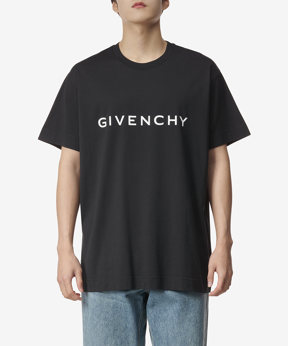 MUSINSA公式 | GIVENCHY Oversized Logo Print Short-sleeved T