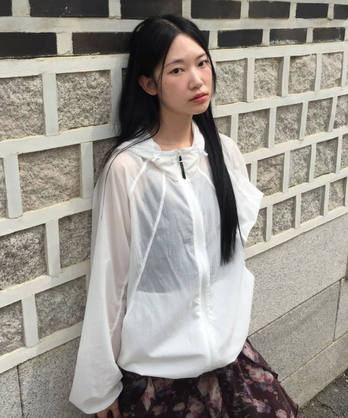 Ultra-Light Raglan Windbreaker_White_OL261