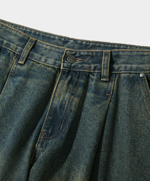 ASI ESSENTIAL ONE-TUCK WIDE DENIM PANTS_YELLOW WASHING