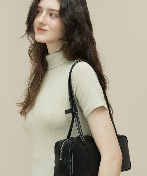 More Baguette Bag · 모어 바게트백