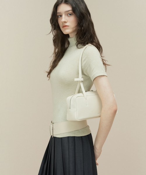 More Baguette Bag · 모어 바게트백