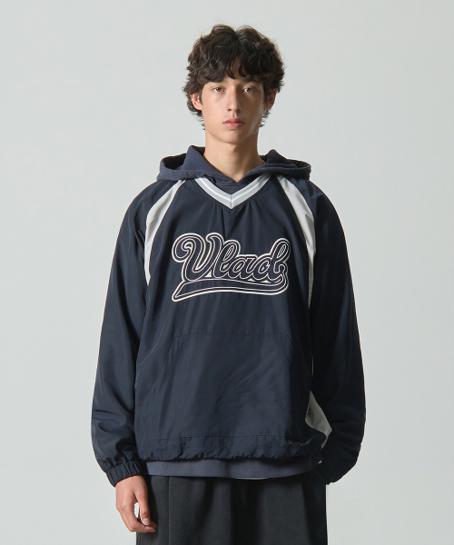 VLAD PANEL LOGO ARTWORK PULLOVER_NAVY