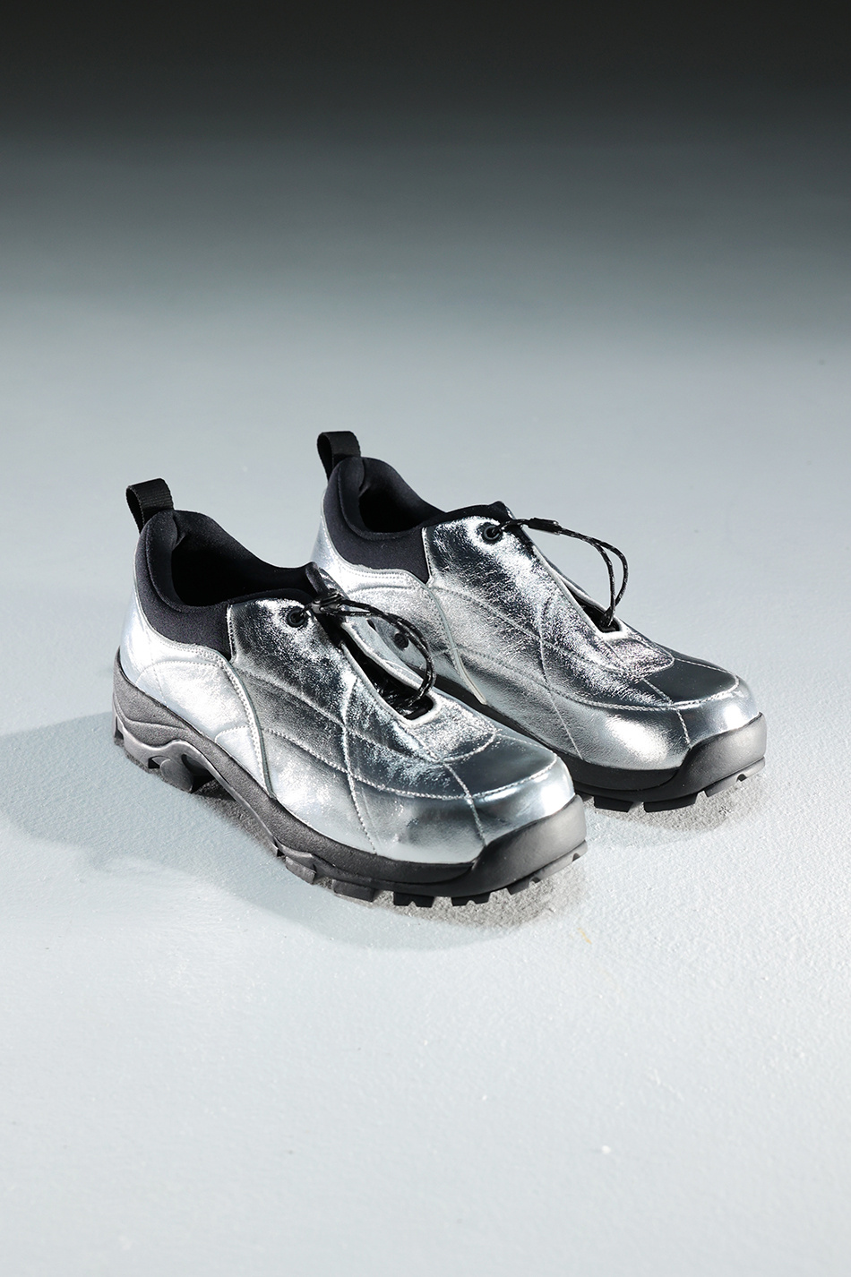 MUSINSA | YASE forest hiking shoes silver
