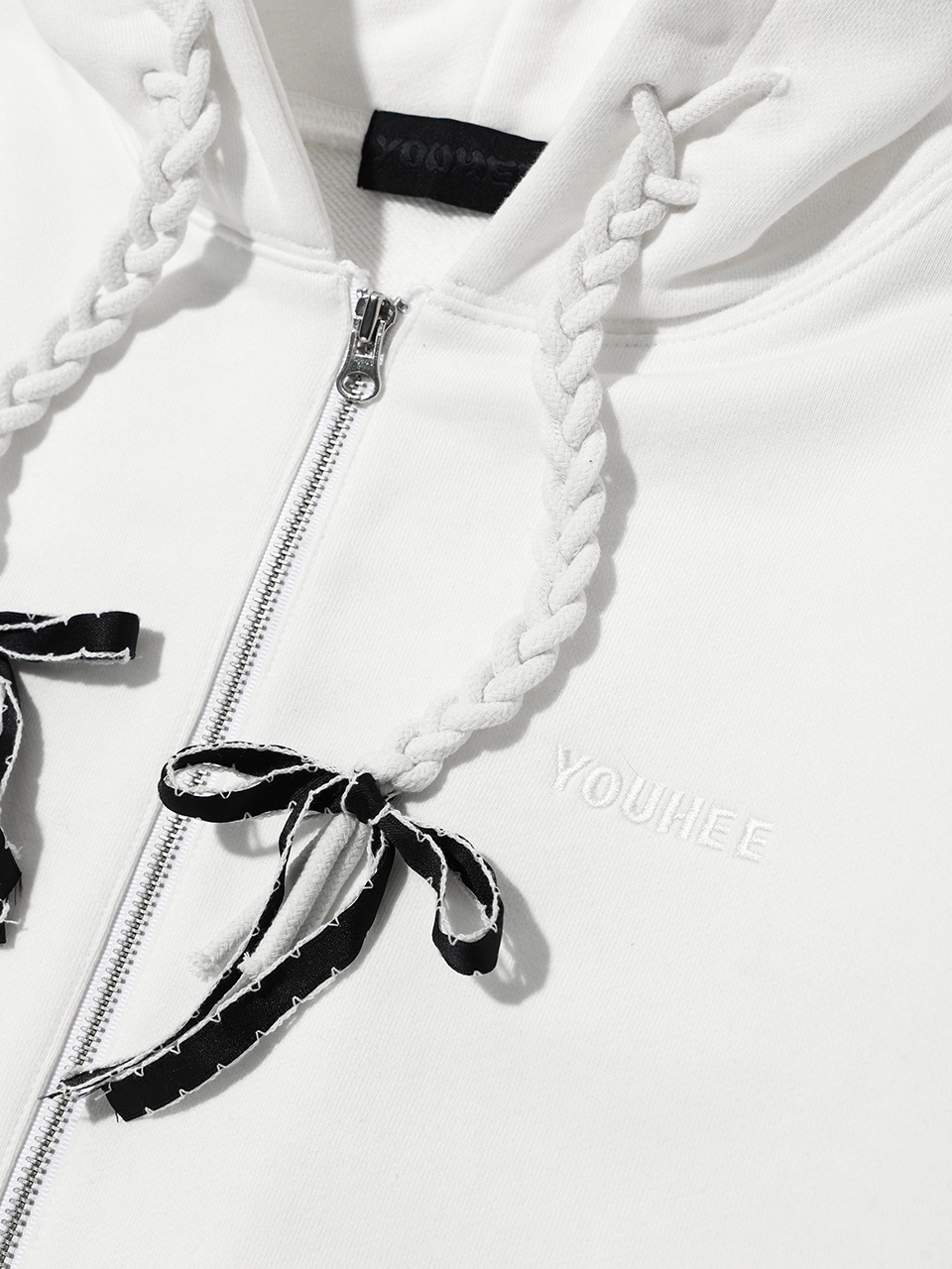MUSINSA公式 | YOUHEE RIBBON DETAIL HOOD ZIP-UP WHITE