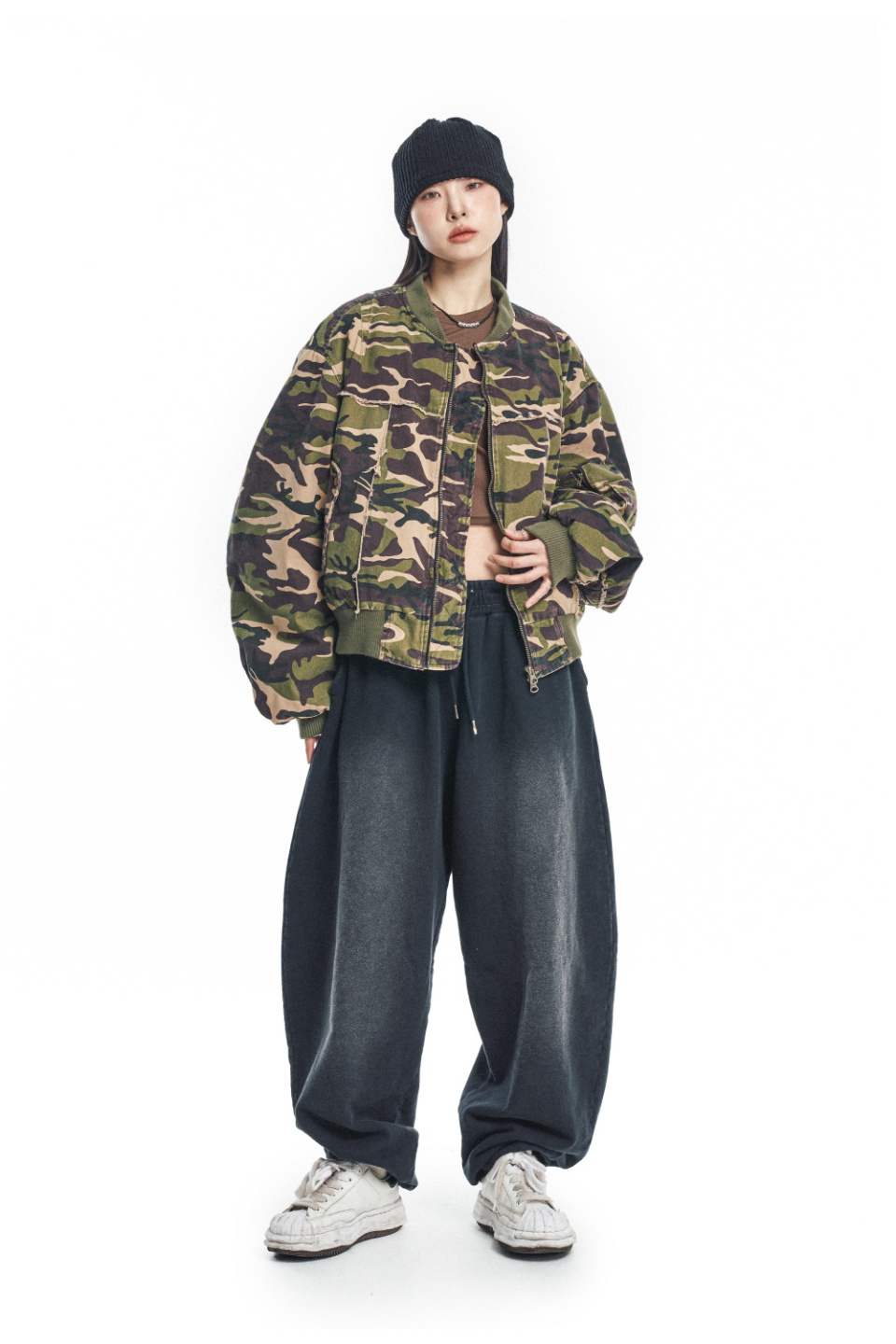 MUSINSA | EASY NO EASY Washed Balloon Baggy Sweatpants - Black