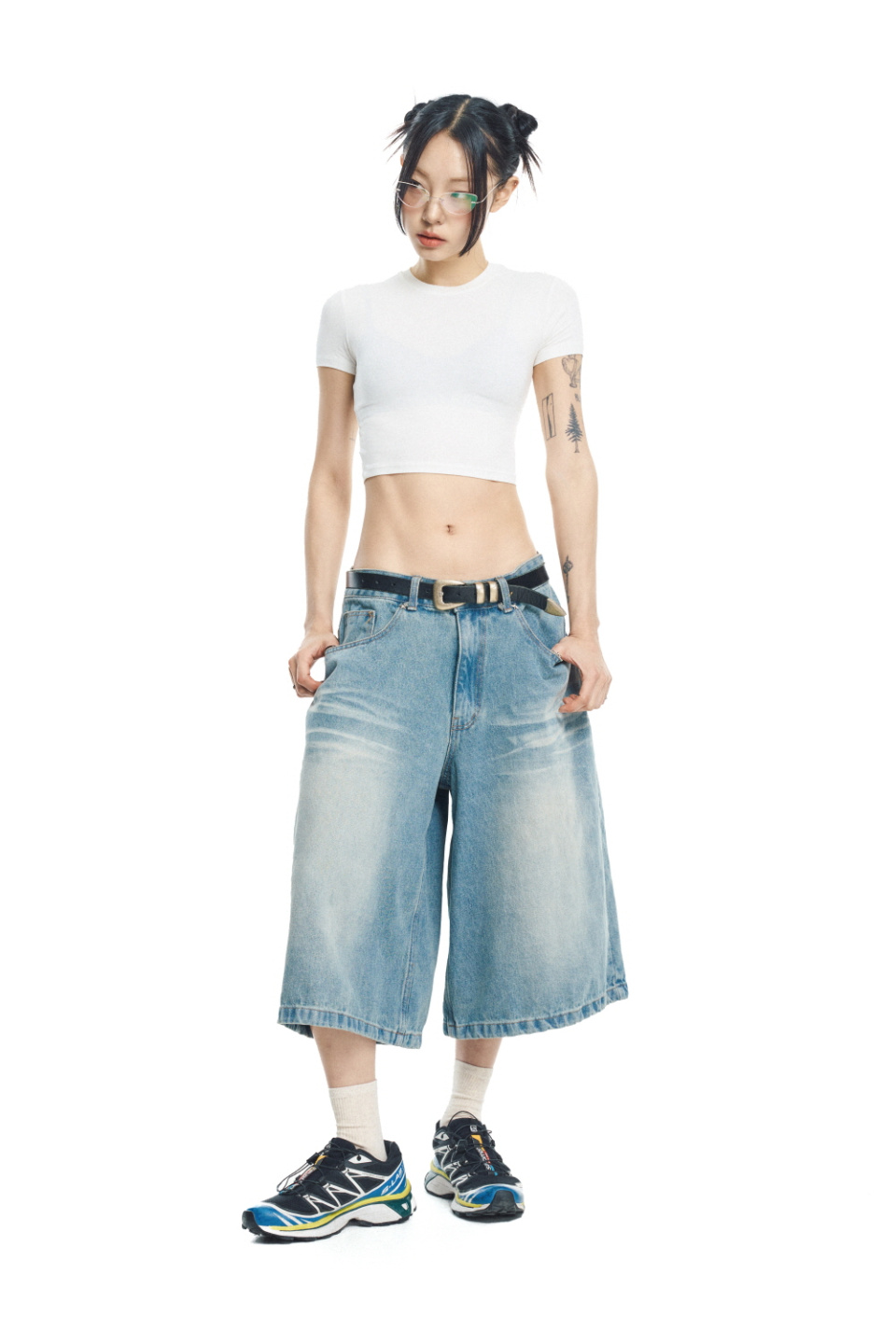 MUSINSA公式 | EASY NO EASY 8-quarter denim Bermuda pants