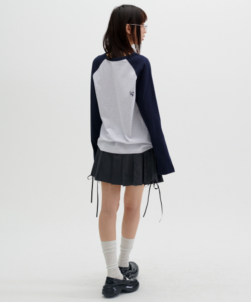 CUT OFF PLEATED MINI SKIRT [GREY]
