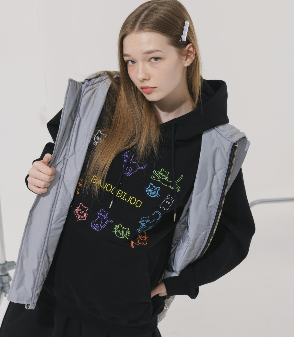 바쥬비쥬(BAJOO BIJOO) COLORFUL CAT EMBROIDERY OVER-FIT HOODIE [BLACK] - 사이즈 ...