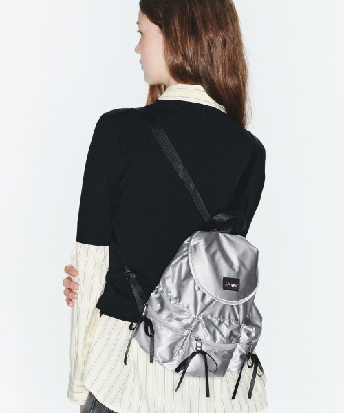 BERRY POCKET BACKPACK - SILVER
