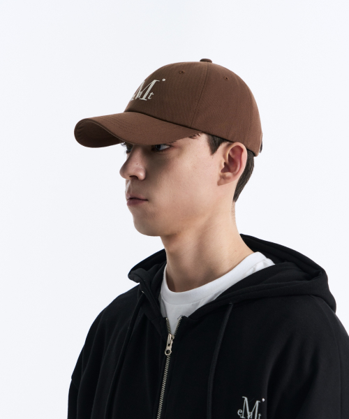 Signature ball cap (Mocha mousse brown)