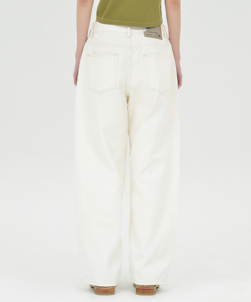 W Curved Denim, Ecru