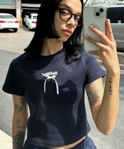 Ribbon Logo Slim Tee Navy
