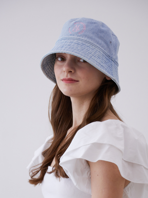 Round Logo Bucket Hat (Light Blue Denim)