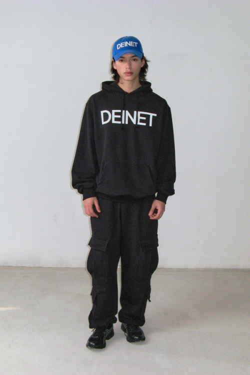 DEINET LOGO CAP IN BLUE