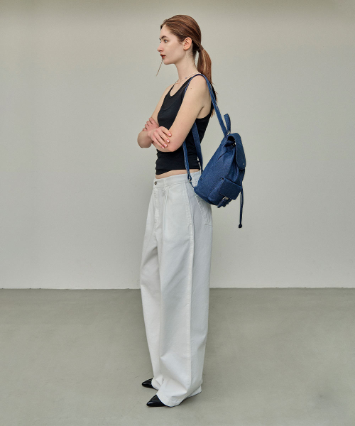 Hug Backpack · 허그 백팩