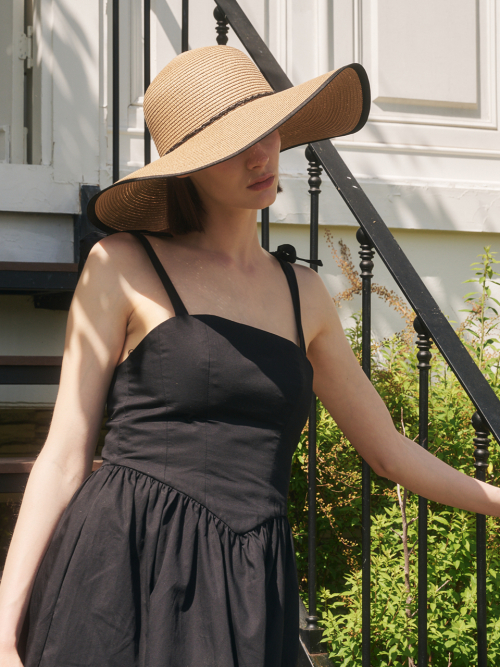 Colored Hem Wide Bucket Hat (Black)