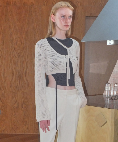 CUT OUT BOLERO CARDIGAN - BEIGE