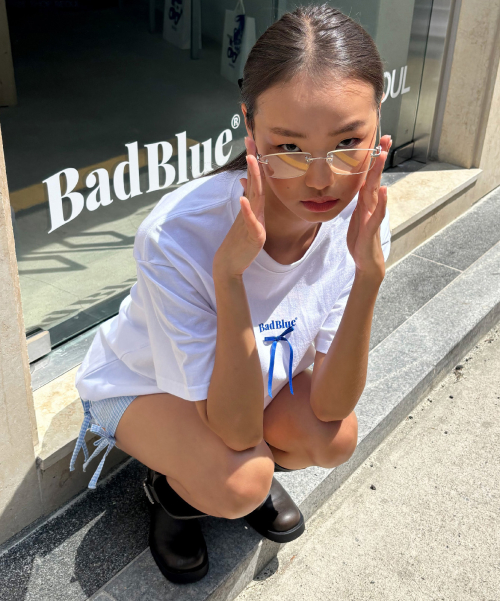 Ribbon Logo Tee White