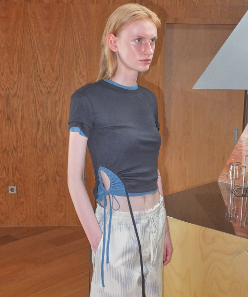 SIDE STRING HALF TOP - DARK GREY