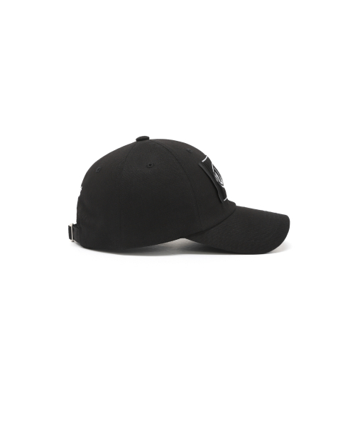 BIG LOGO LABEL BALL CAP