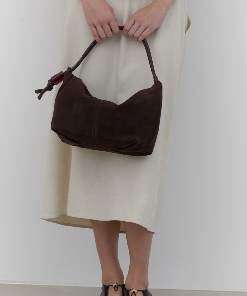 Ridge shoulder bag(Suede brown)_OVBAX25004SDB
