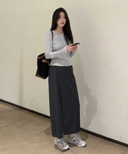 Full Open Ribbed T-Shirt J1TS020K