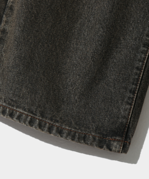 ASI ESSENTIAL ONE-TUCK WIDE DENIM PANTS_DUST BLACK