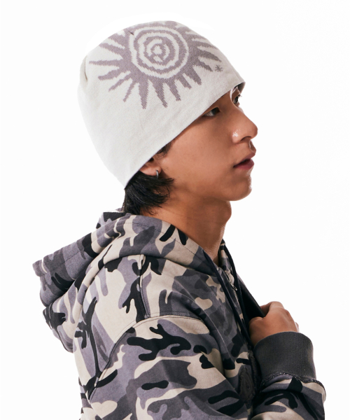 Sun Jacquard Beanie (White)