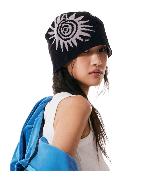 Sun Jacquard Beanie (Black)