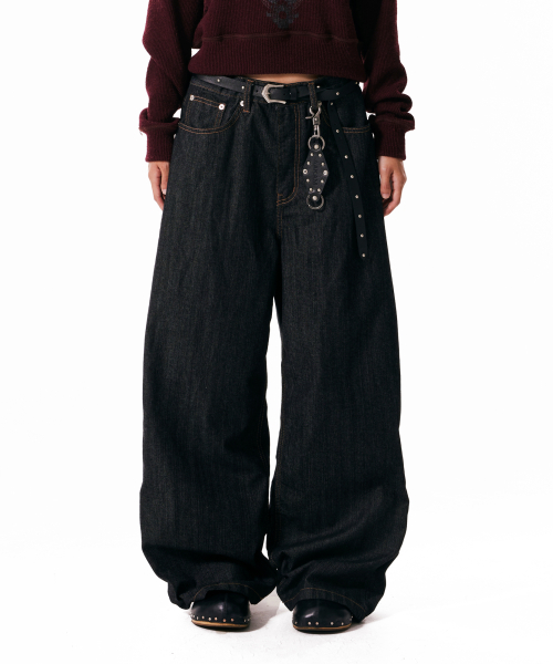 Leather Patch Denim Pants (Black)