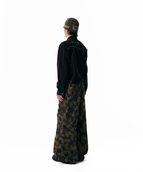 Knee Pin-tuck Camouflage Twill Pants (Khaki)