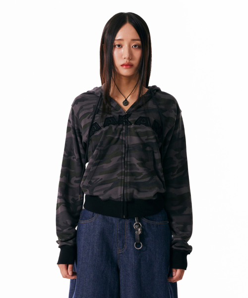 Contrast Logo Zip-up Hoodie (Black)