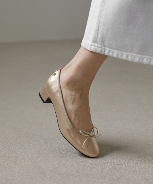 Moellin Round Ribbon Pumps Heel (4cm)