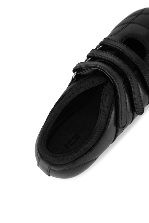 MOZZI SHOES IN BLACK