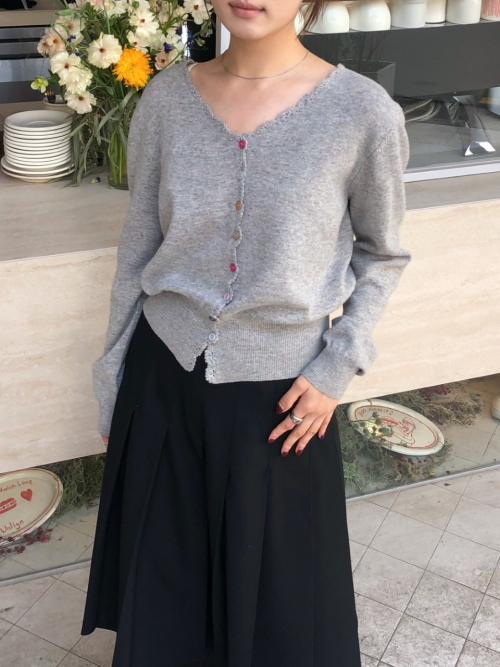 살레나 울 브이넥 가디건