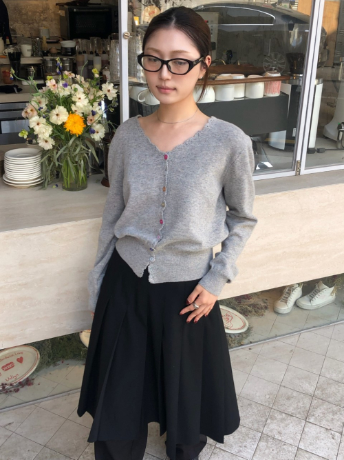 살레나 울 브이넥 가디건