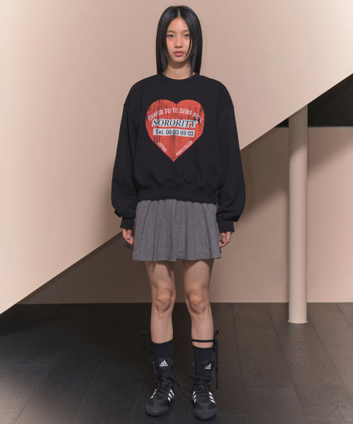 CRIMSON HEART SWEATSHIRT (BLACK)_F24ZB055