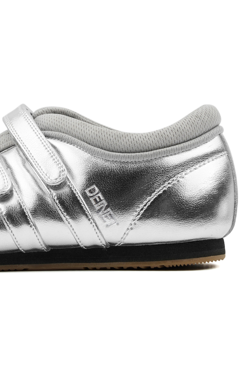 MOZZI SHOES IN SILVER