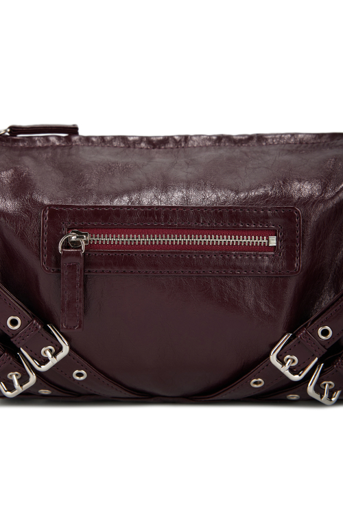 STUD POCKET BAG IN BURGUNDY