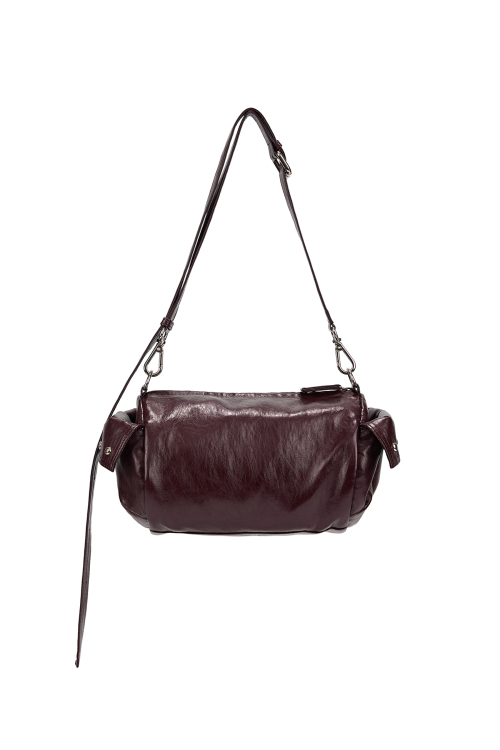 STUD POCKET BAG IN BURGUNDY