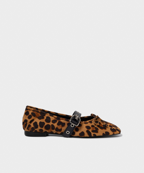 BUCKLE STRAP BALLERINA FLAT / LEOPARD