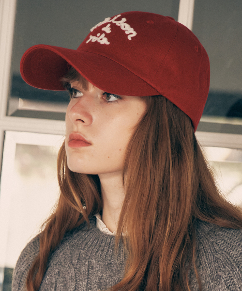 MAISON DE ROLA BALL CAP RED
