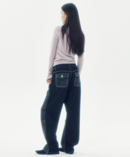 CAMOUFLAGE PANEL DENIM PANTS [BLACK]
