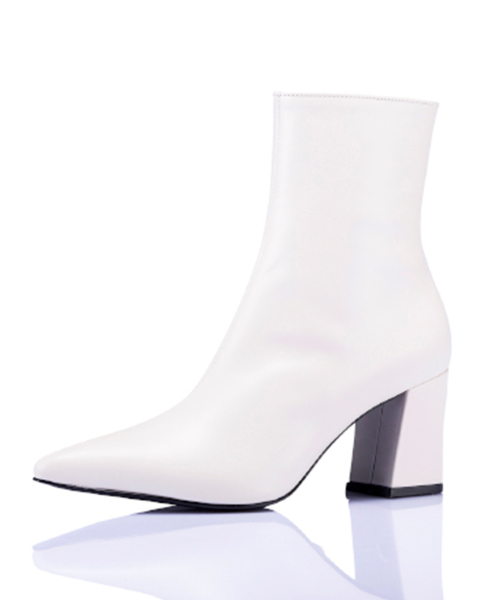 The Boots [Cream]