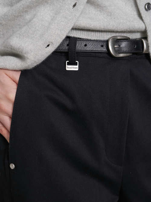 Cutting Line Cotton Pants Black