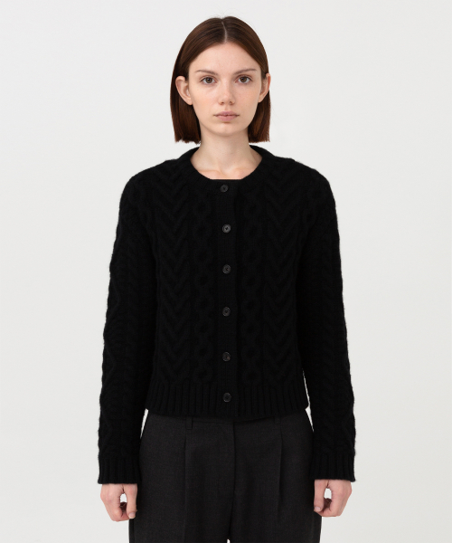 W Fisherman Cardigan, Black